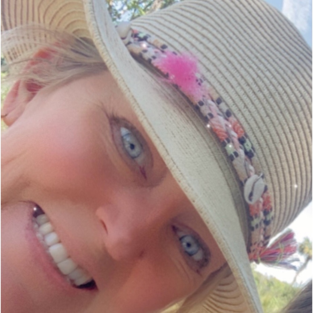 Meet your Posher, Cindy